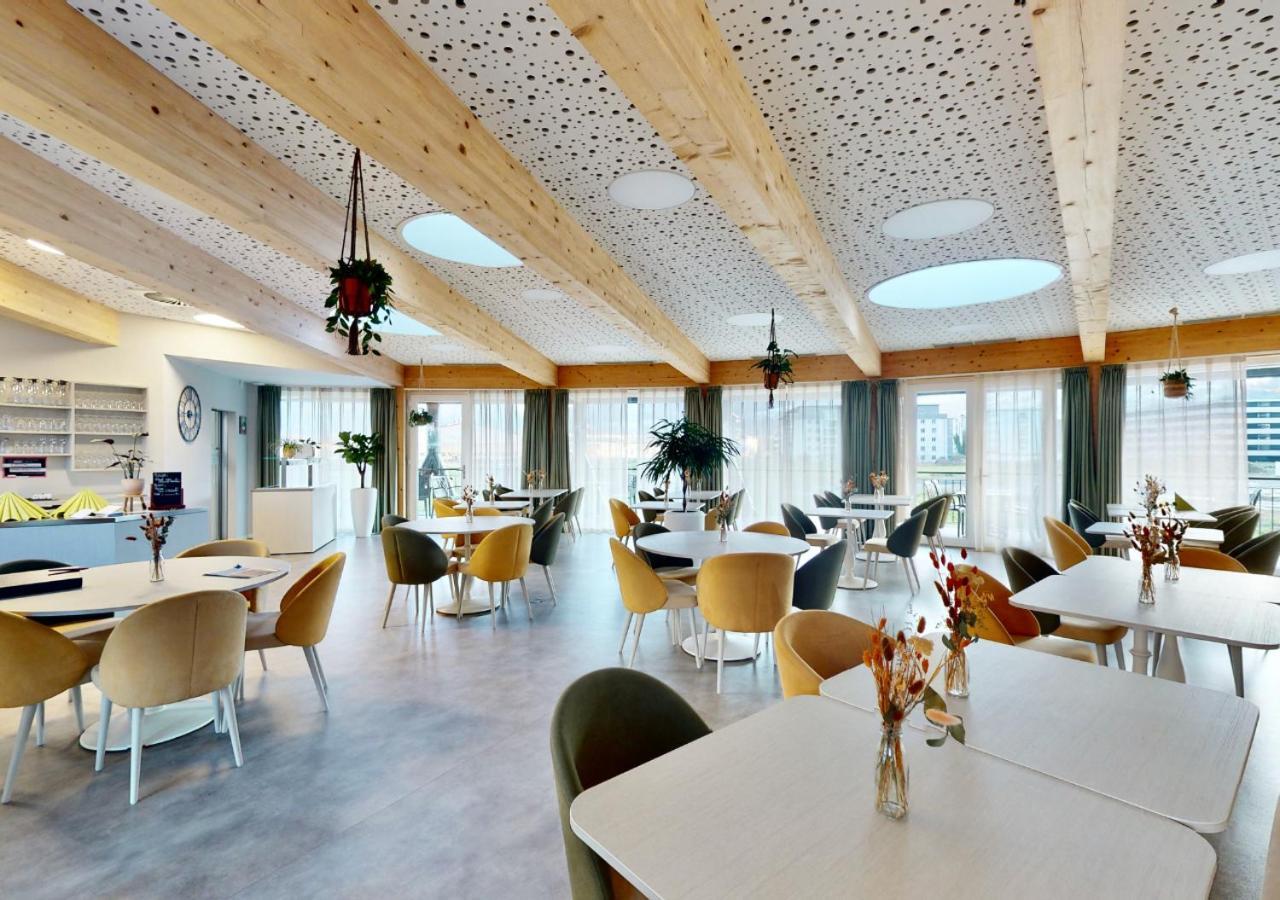 Alp Art Hotel Monthey Collombey-Muraz Zewnętrze zdjęcie