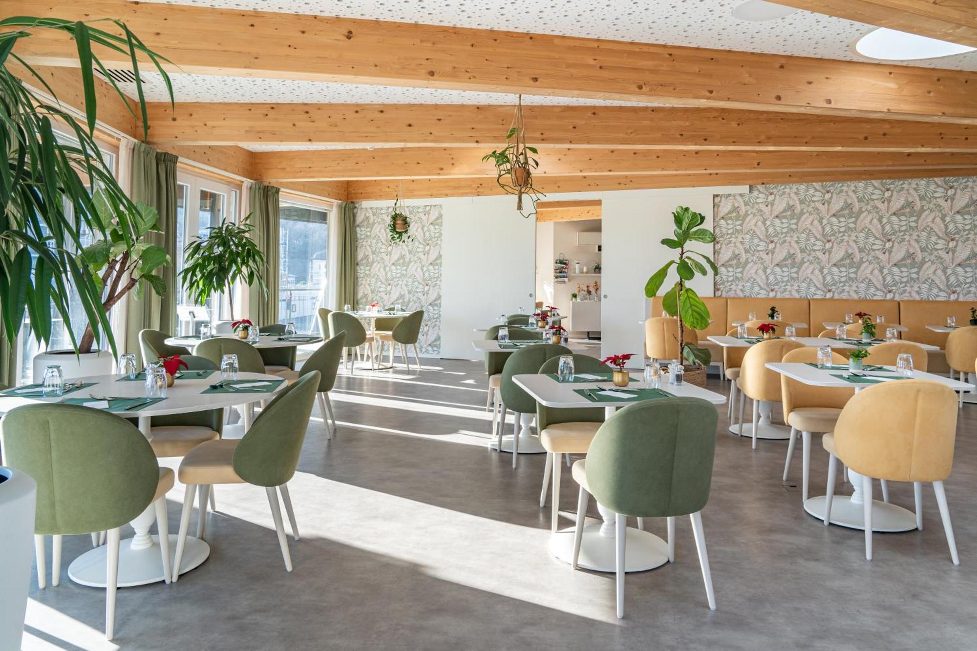 Alp Art Hotel Monthey Collombey-Muraz Zewnętrze zdjęcie