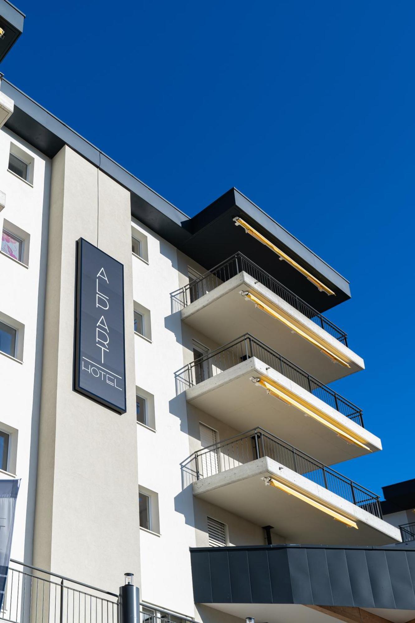 Alp Art Hotel Monthey Collombey-Muraz Zewnętrze zdjęcie