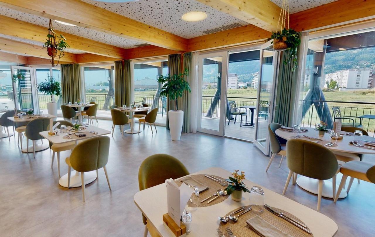 Alp Art Hotel Monthey Collombey-Muraz Zewnętrze zdjęcie
