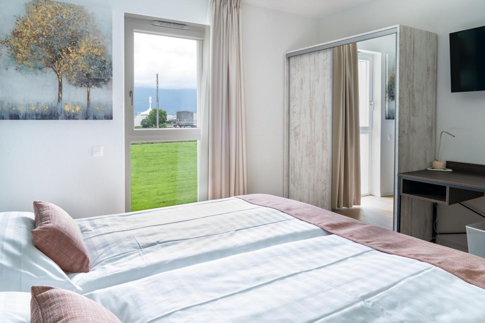 Alp Art Hotel Monthey Collombey-Muraz Zewnętrze zdjęcie